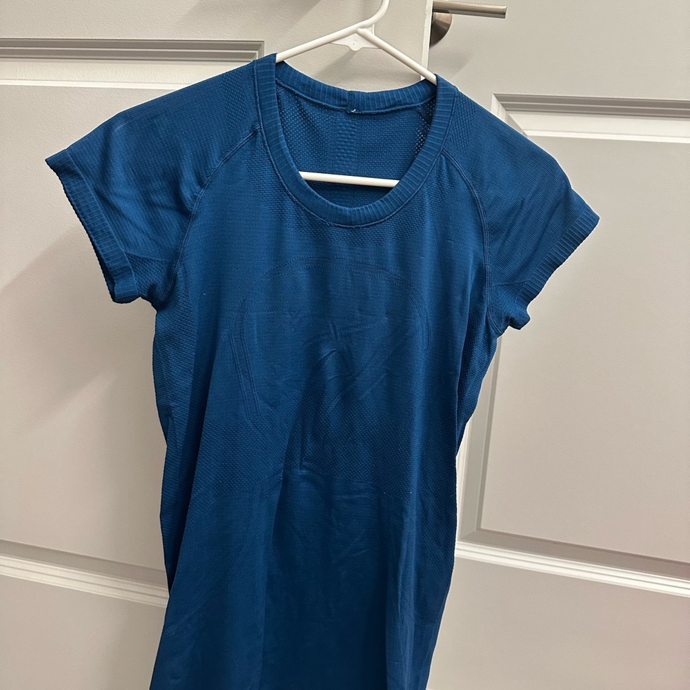 lululemon blue short sleeve swiftly tech